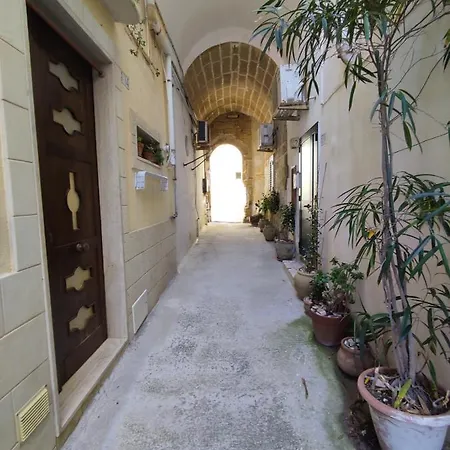 Holiday home Casetta Cutieri